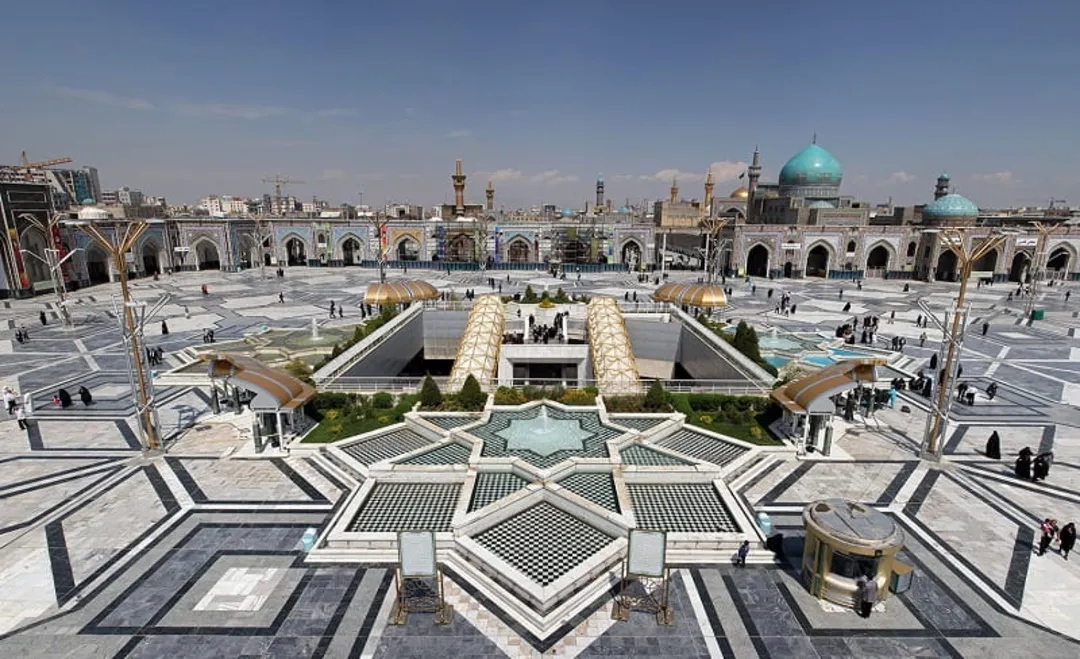 افراد مشهور مدفون در حرم