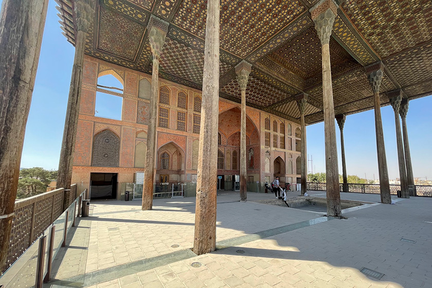 تجربه بازدید از عالی قاپو؛آنچه باید بدانید