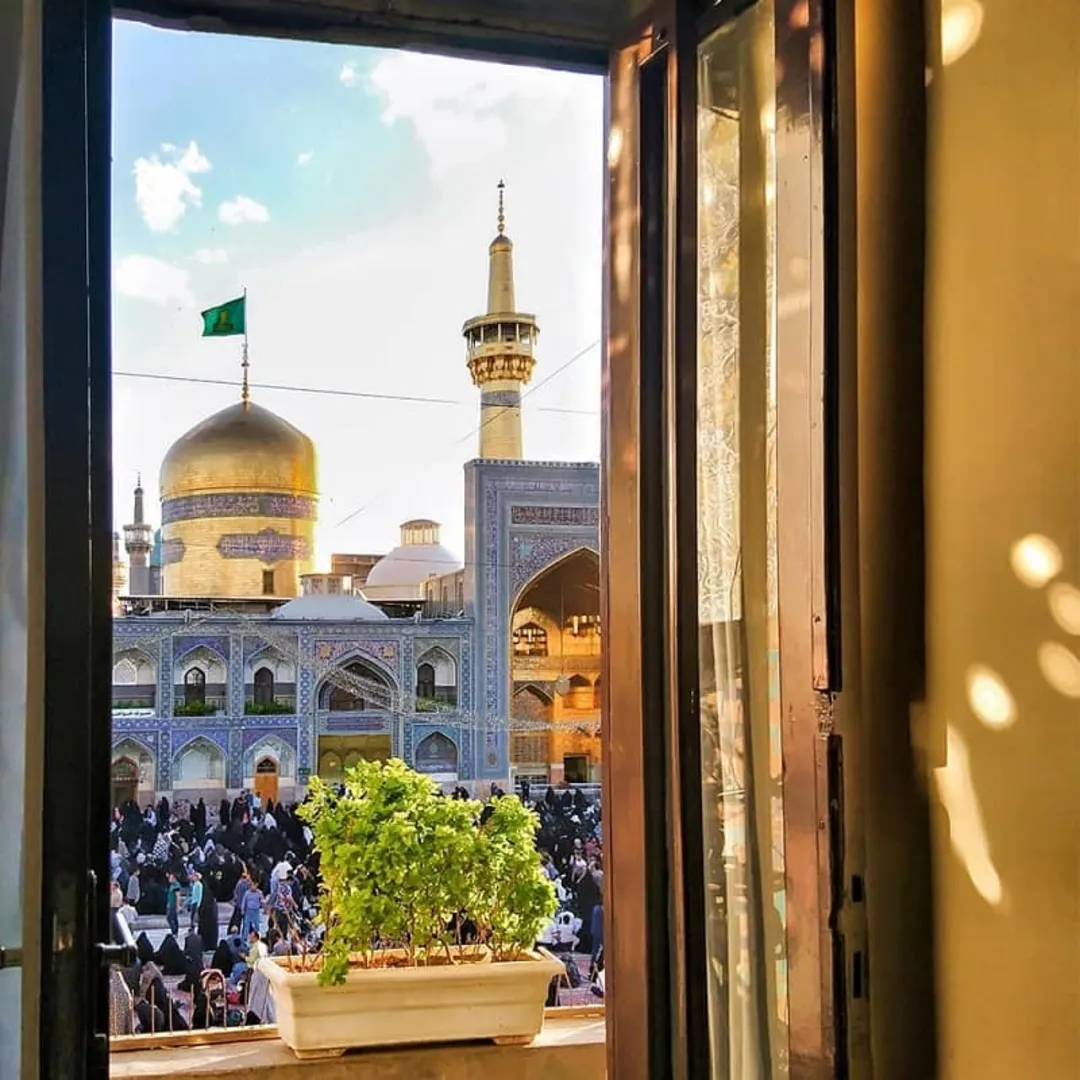 رواق‌های خانوادگی و خادمان