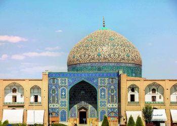 آشنایی با مسجد شیخ لطف‌الله اصفهان؛نگین فیروزه‌ای میدان نقش جهان