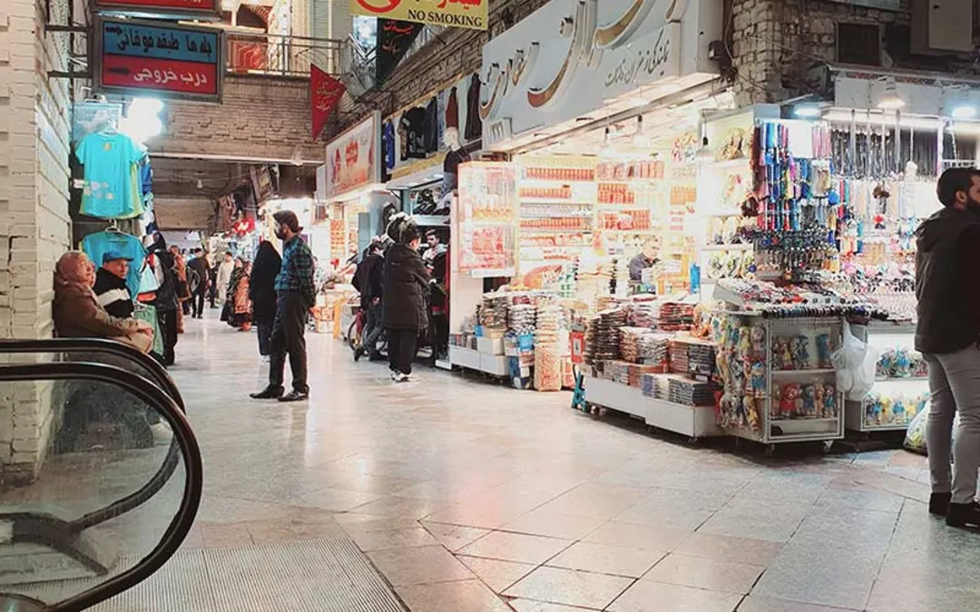 معماری و فضای بازار رضا