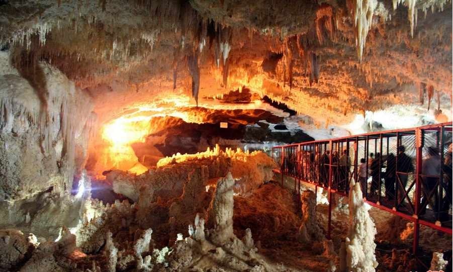 نام غار کتله خور از کجا آمده است