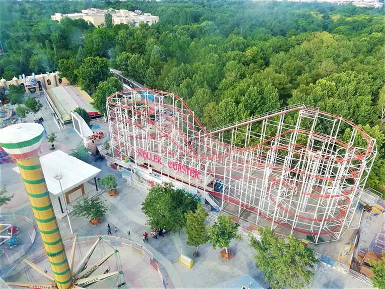 تعداد درختان و پوشش گیاهی پارک