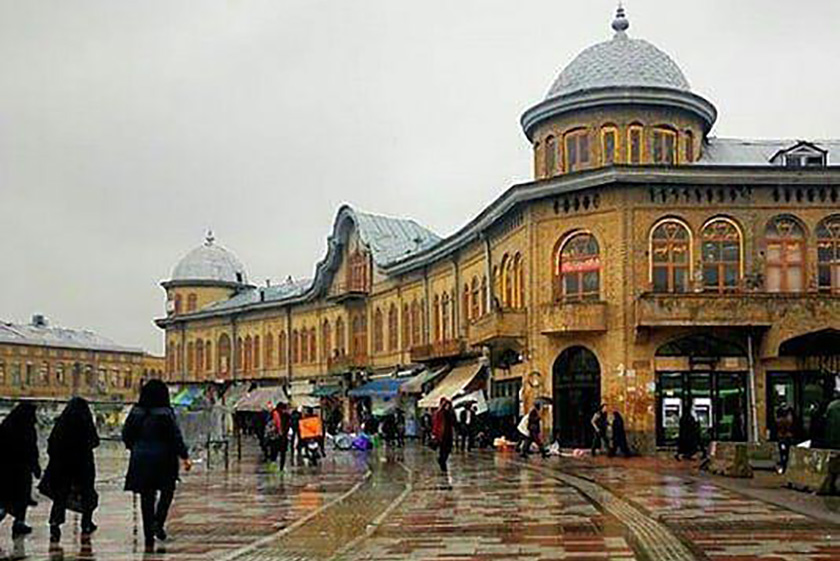 موقعیت جغرافیایی میدان امام خمینی همدان