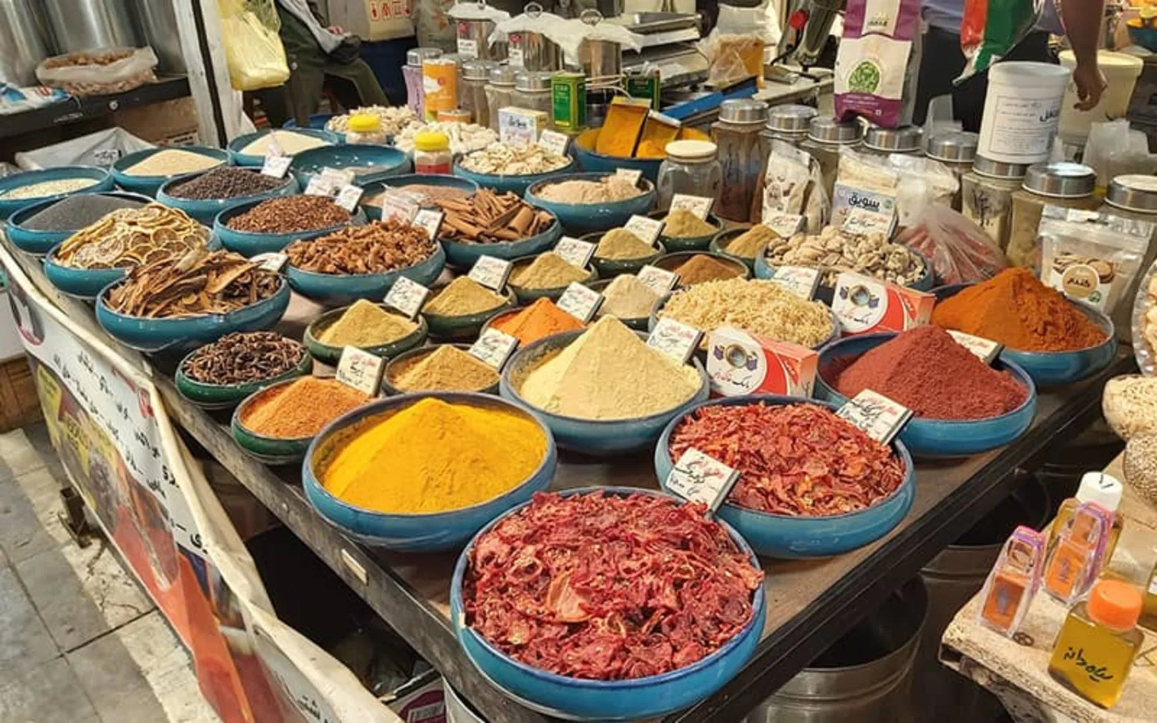 📜 ۳. پیشینه تاریخی بازار همداناز دوران سامانیان تا شکوه بازار در دوره قاجار